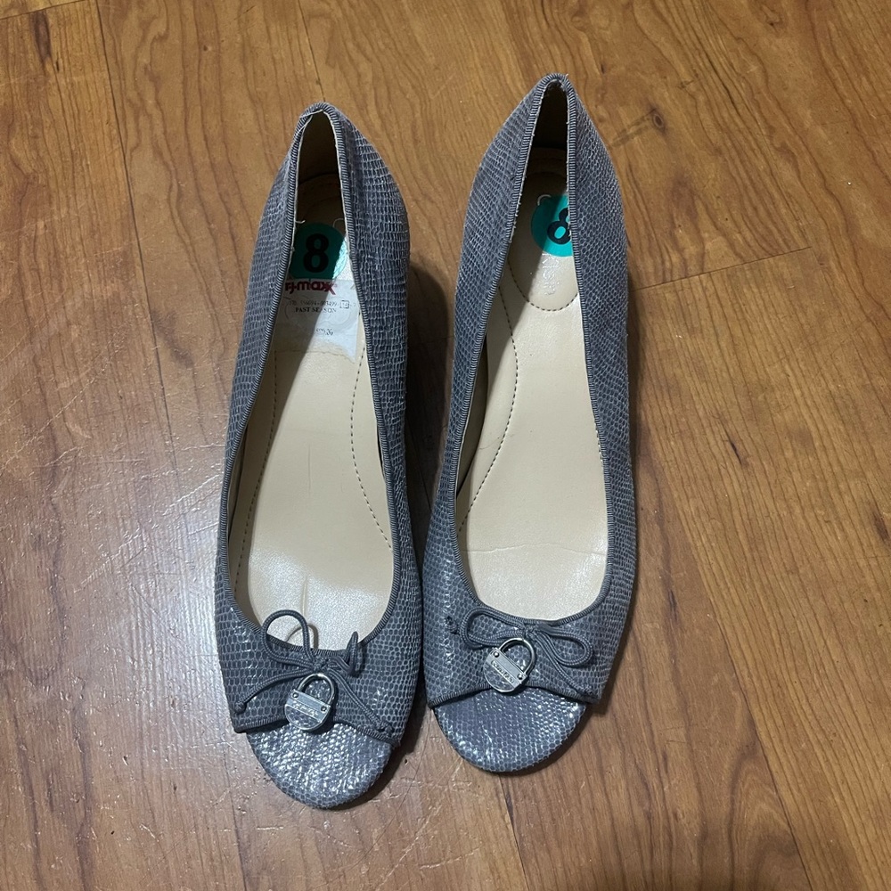 Womens heels